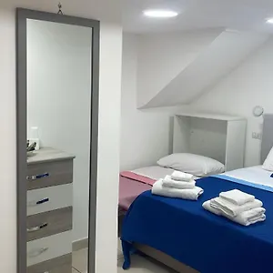 Donna Carme' Napoli
